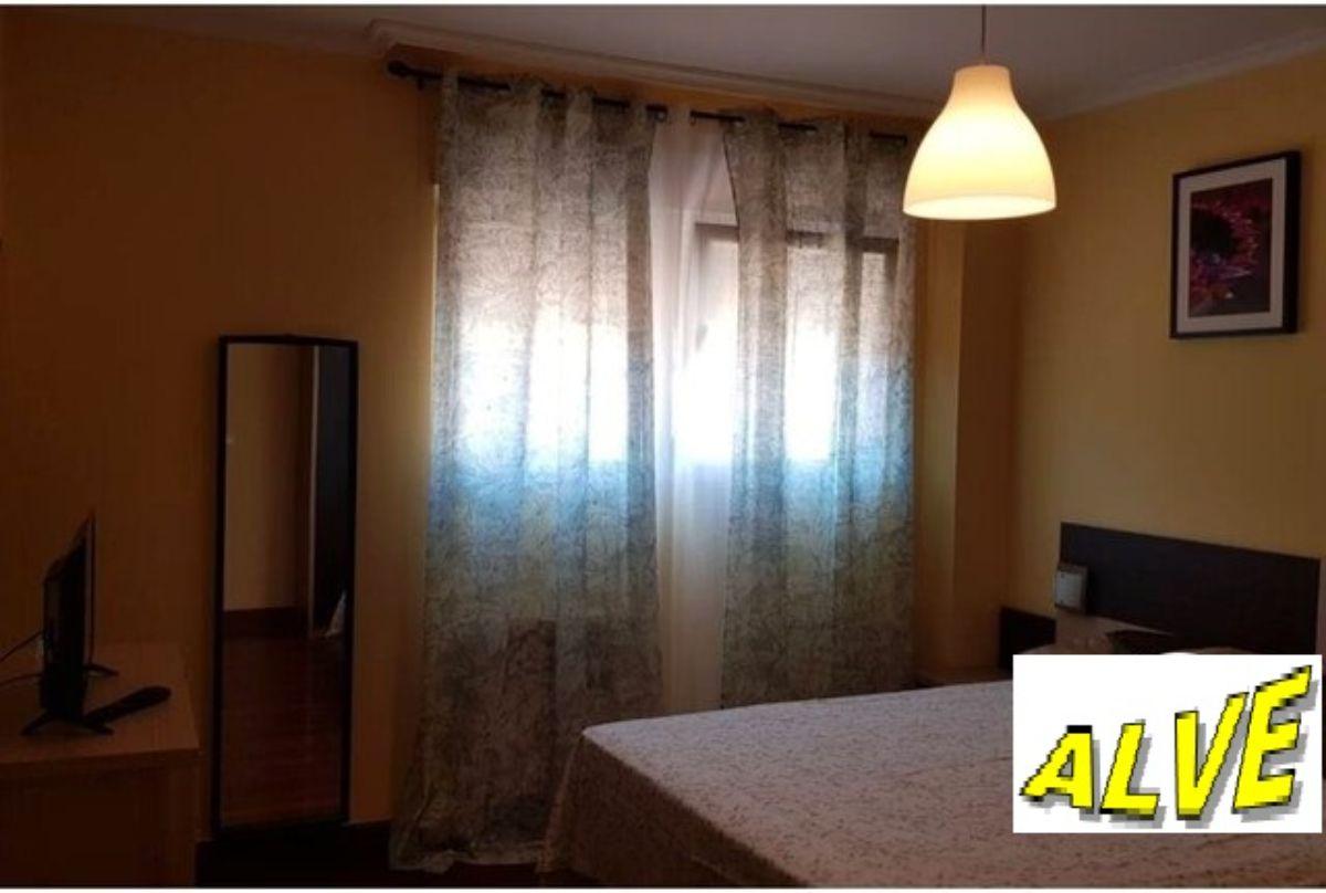 For rent of flat in Entrambasaguas