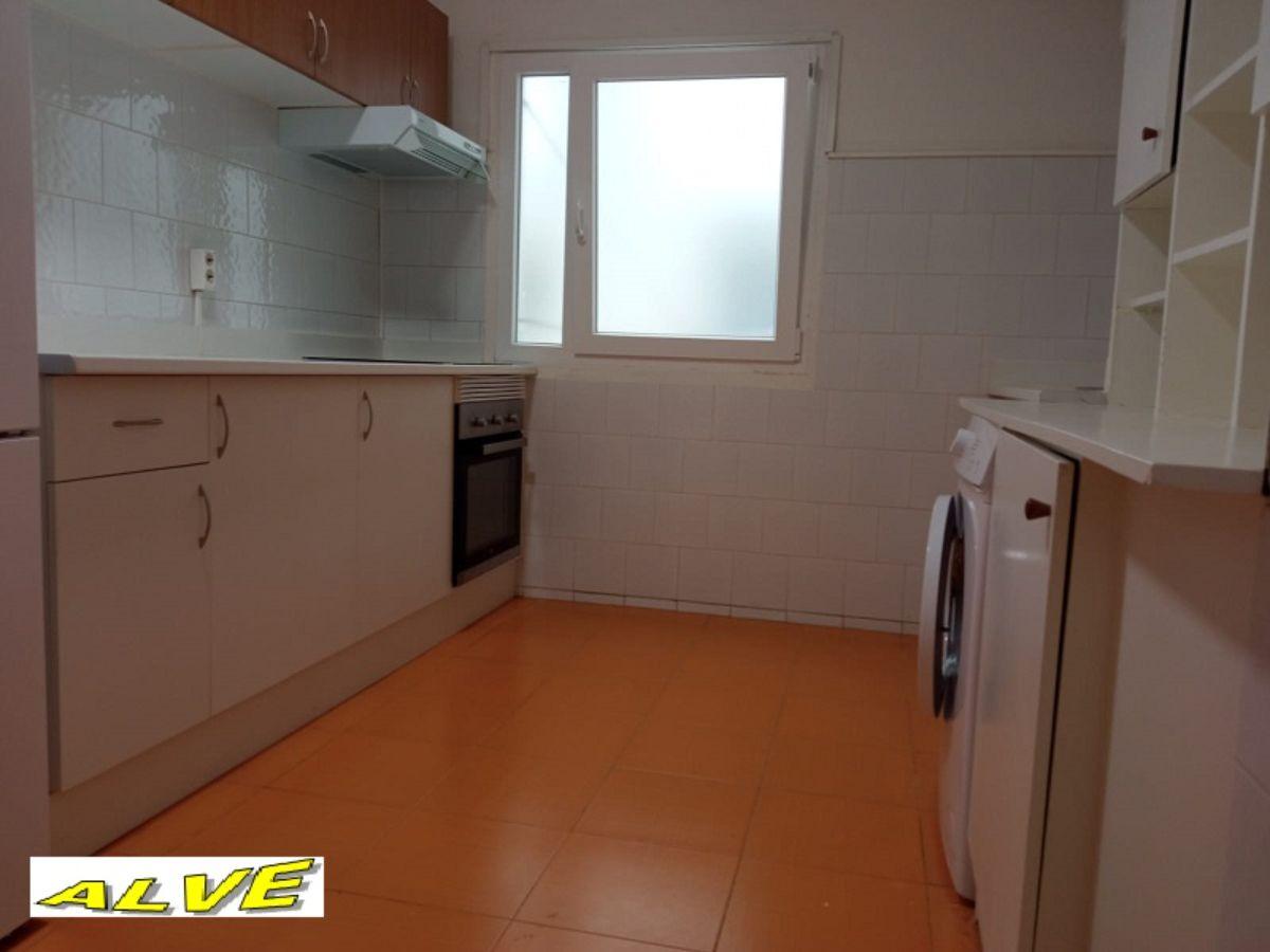 For rent of flat in Santander