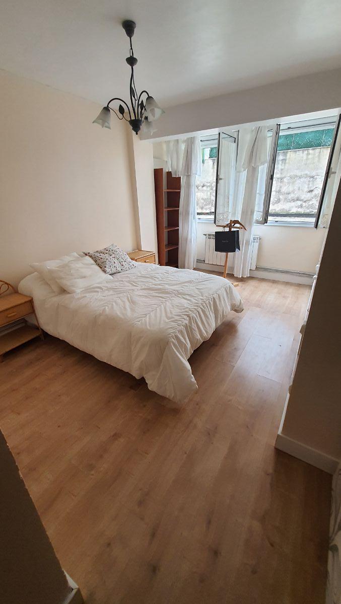 For sale of flat in Santander