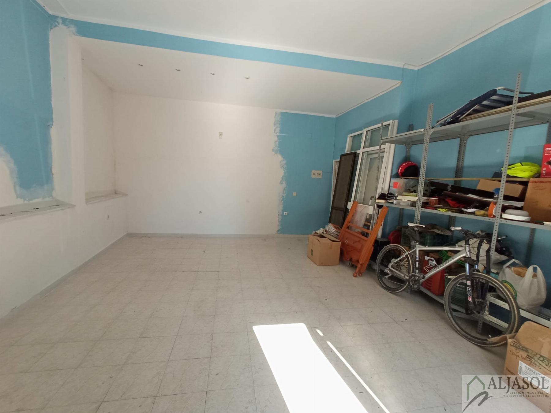 For rent of commercial in Bormujos