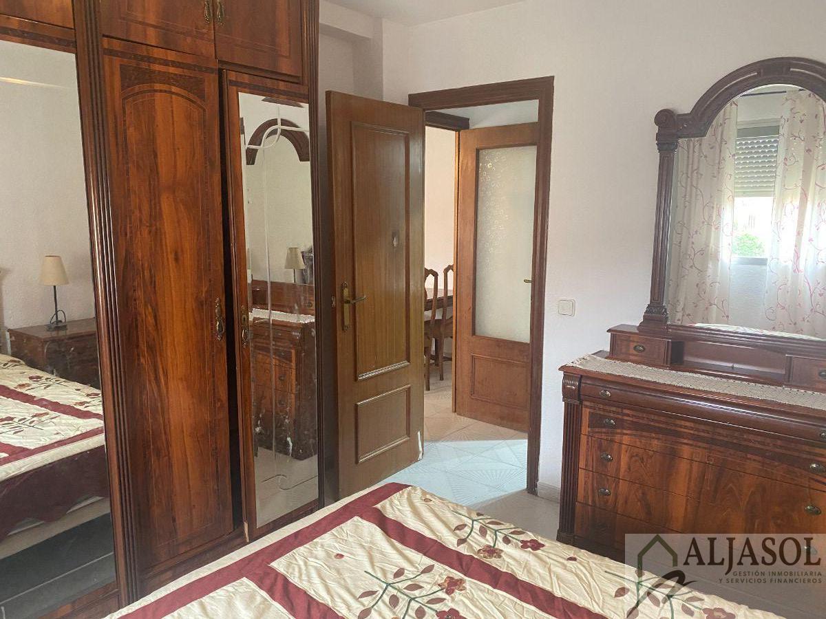 For sale of flat in Castilleja de la Cuesta