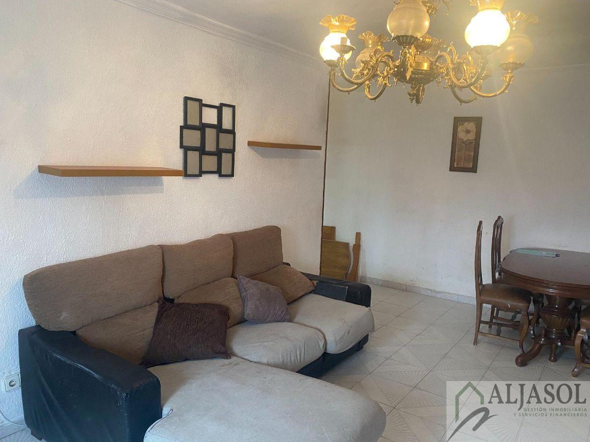 For sale of flat in Castilleja de la Cuesta