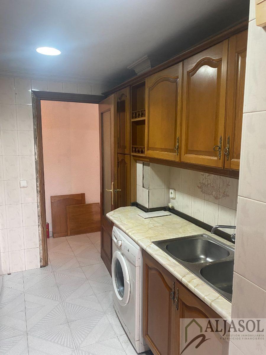 For sale of flat in Castilleja de la Cuesta
