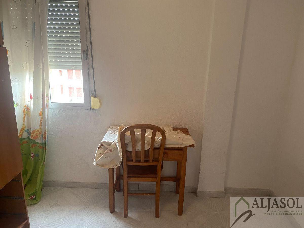 For sale of flat in Castilleja de la Cuesta