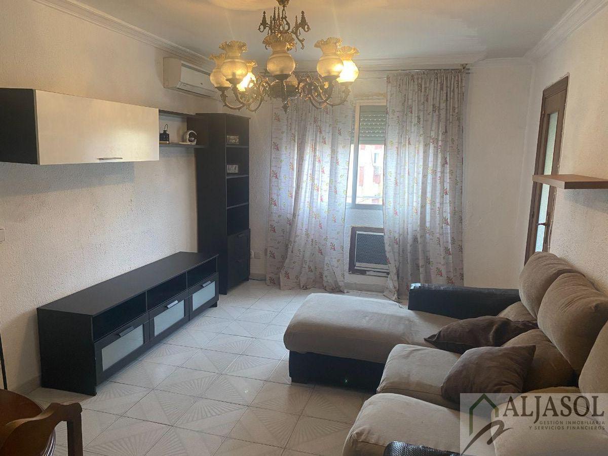 For sale of flat in Castilleja de la Cuesta