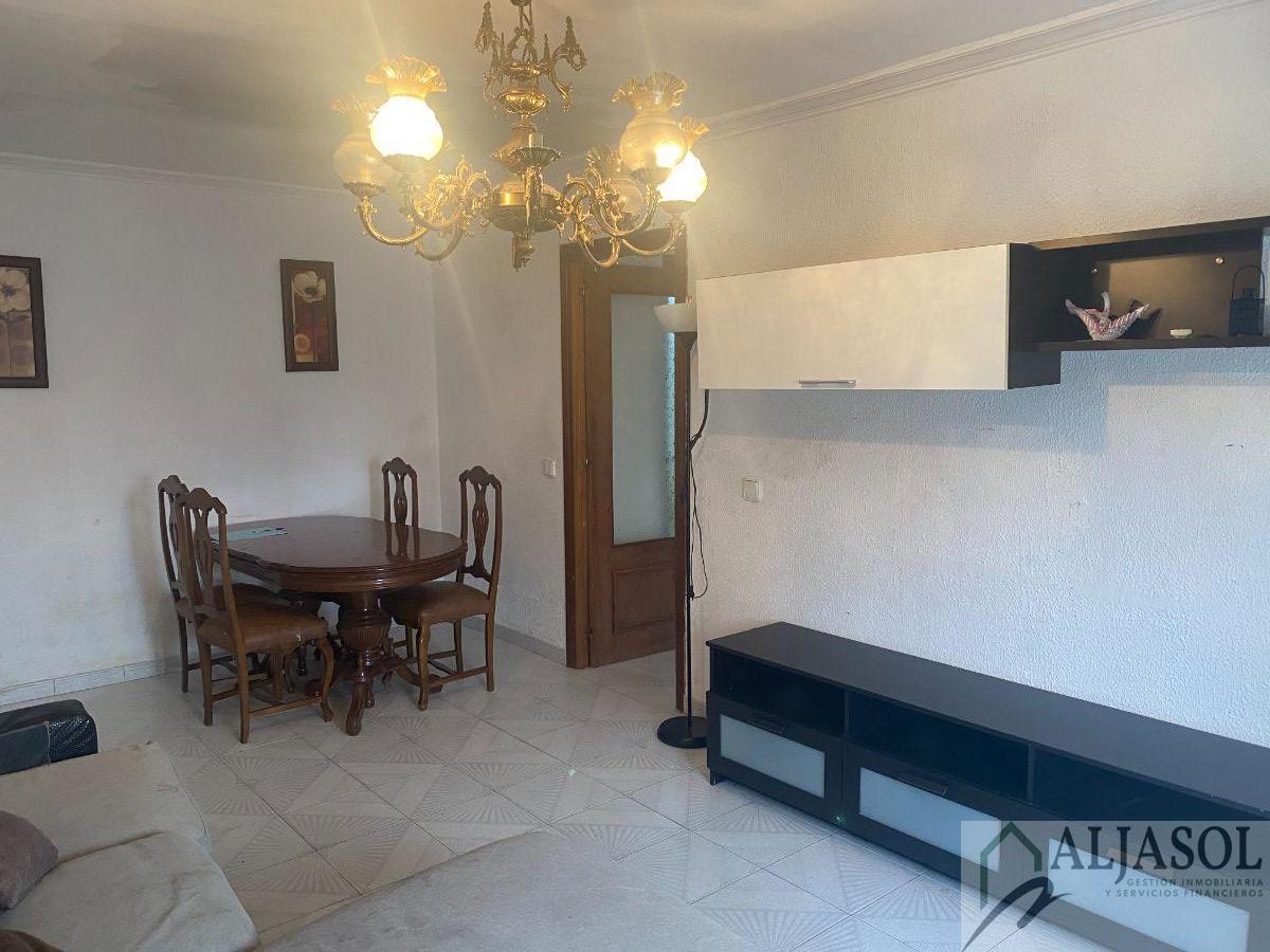 For sale of flat in Castilleja de la Cuesta