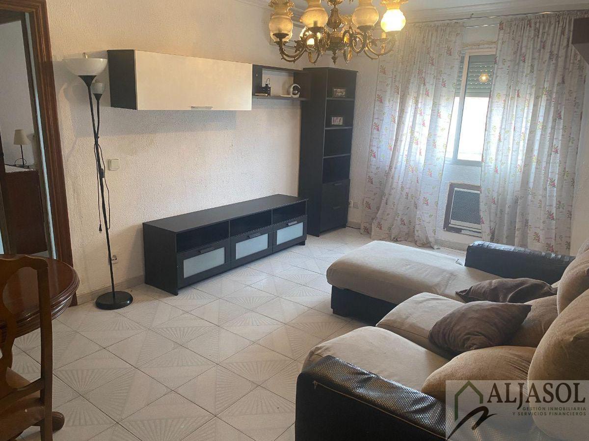 For sale of flat in Castilleja de la Cuesta