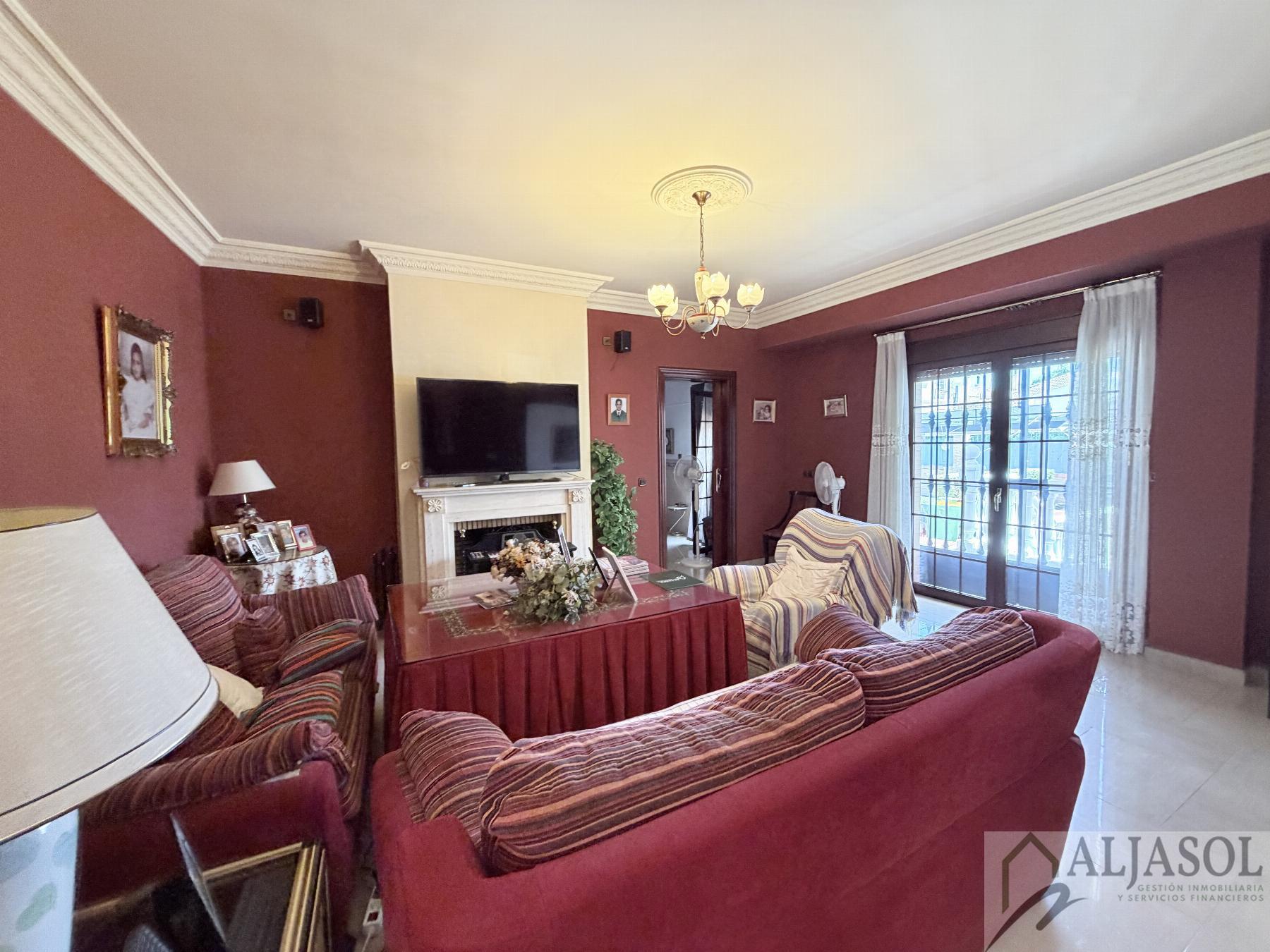 Venta de chalet en Bormujos