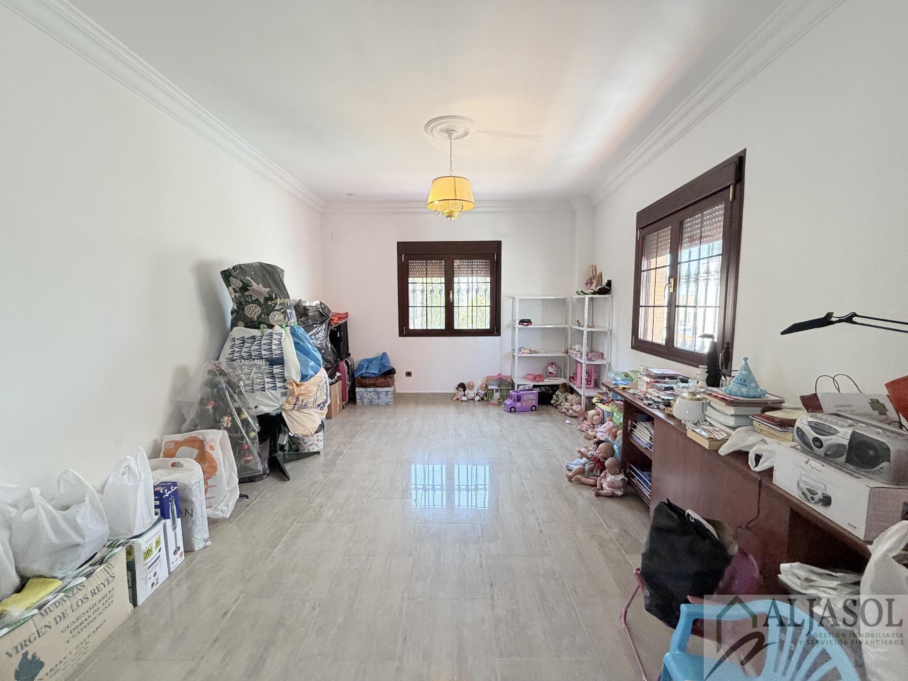 Venta de chalet en Bormujos