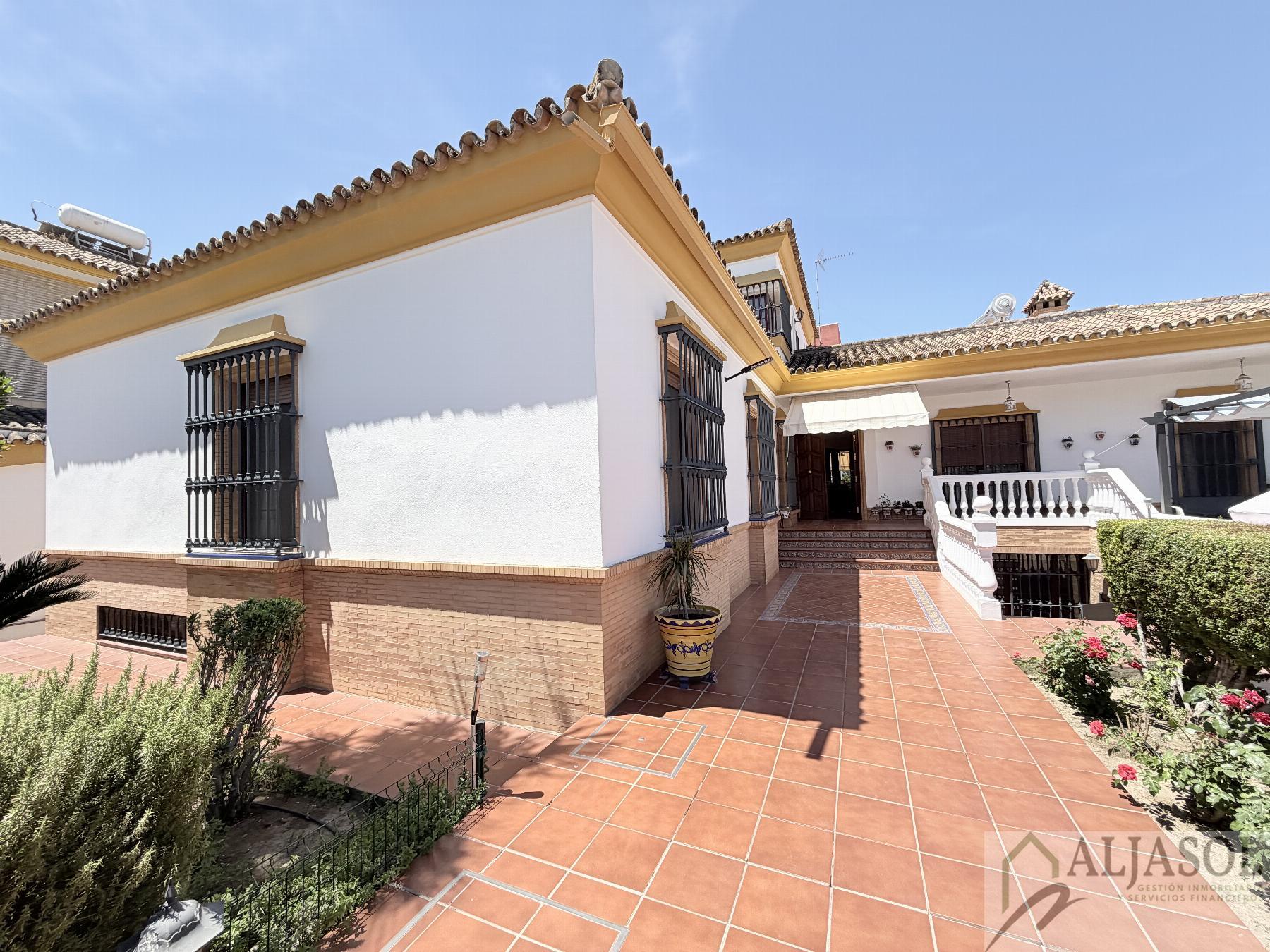 Venta de chalet en Bormujos