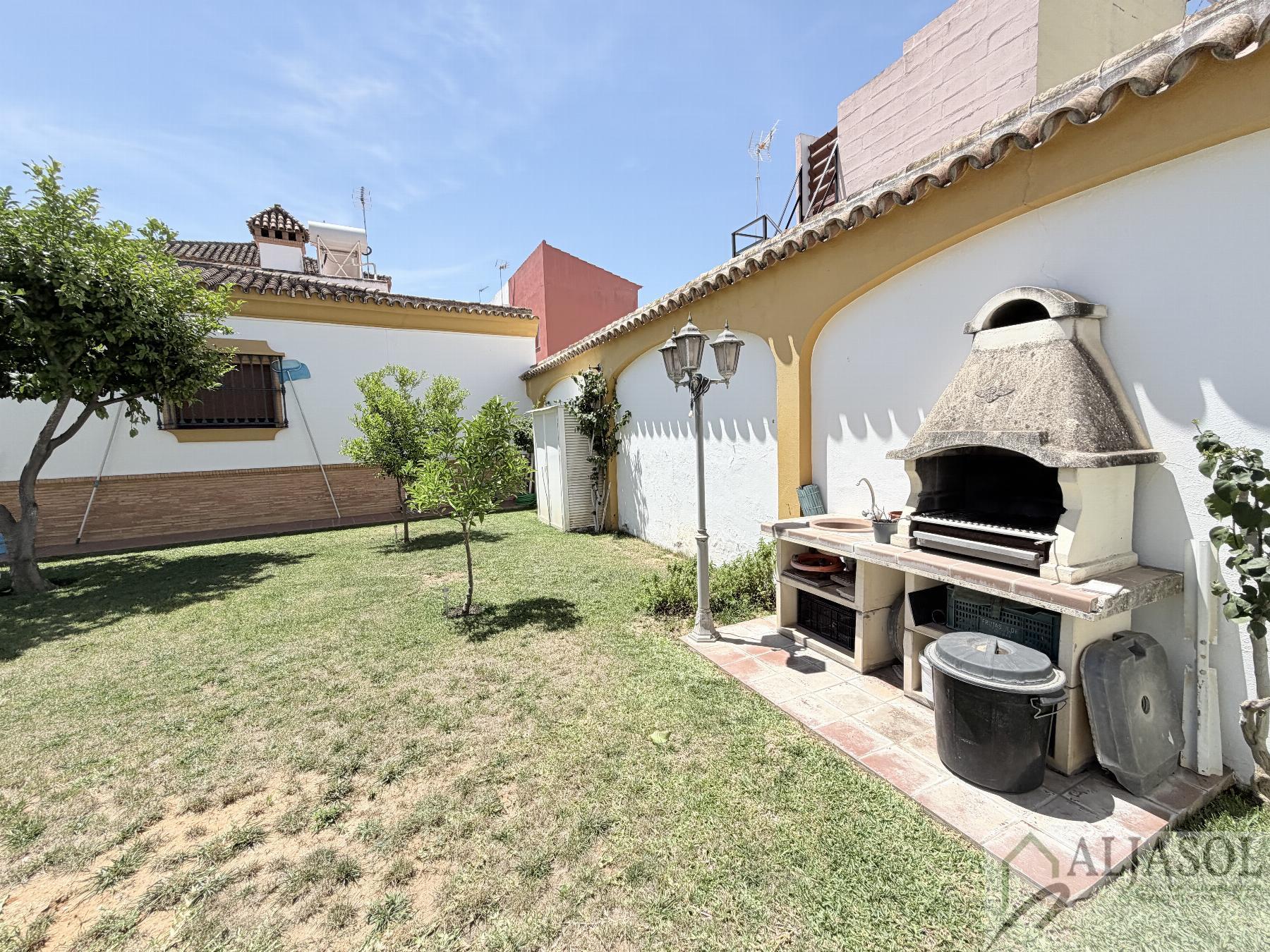 Venta de chalet en Bormujos