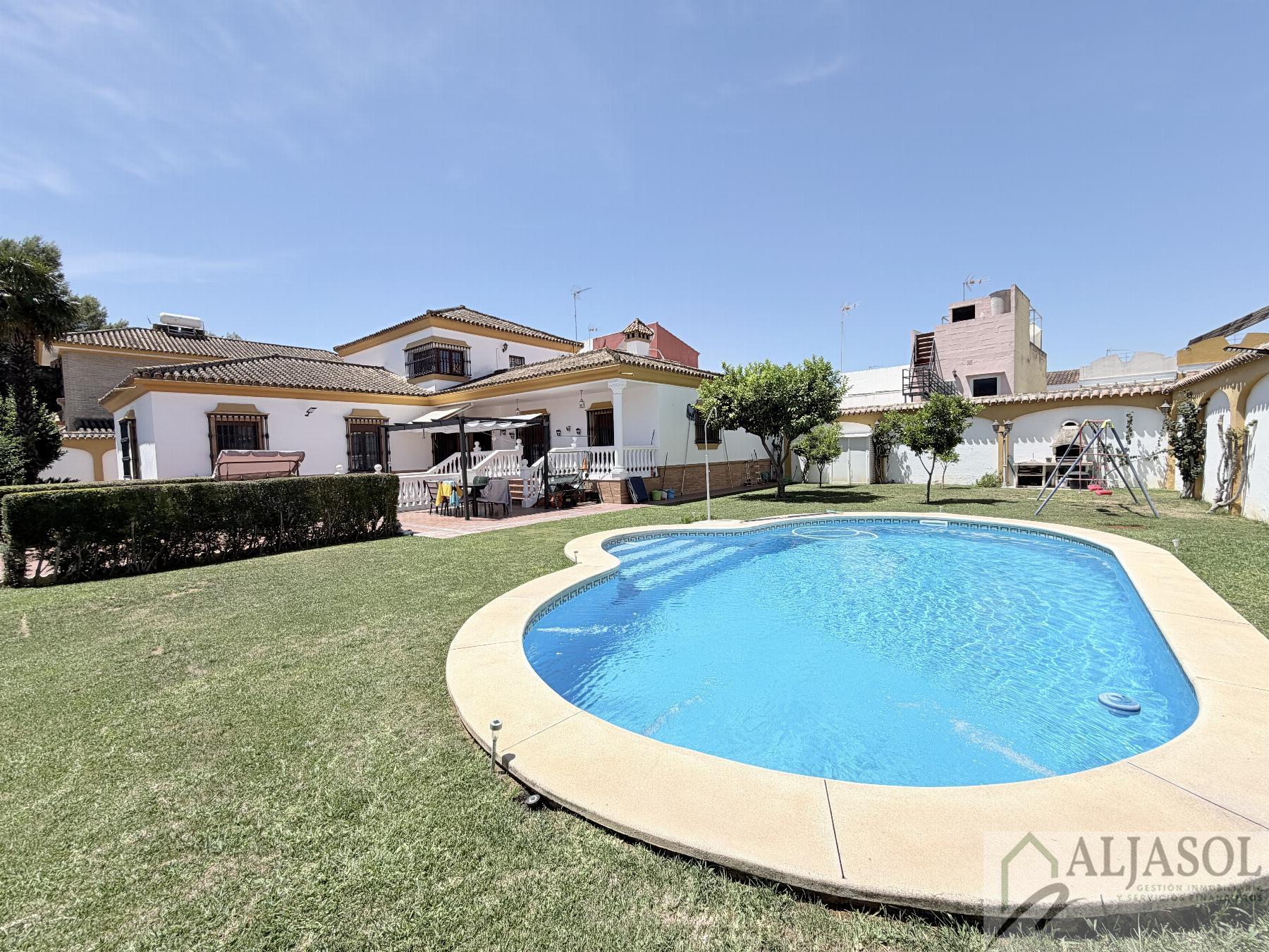 Venta de chalet en Bormujos