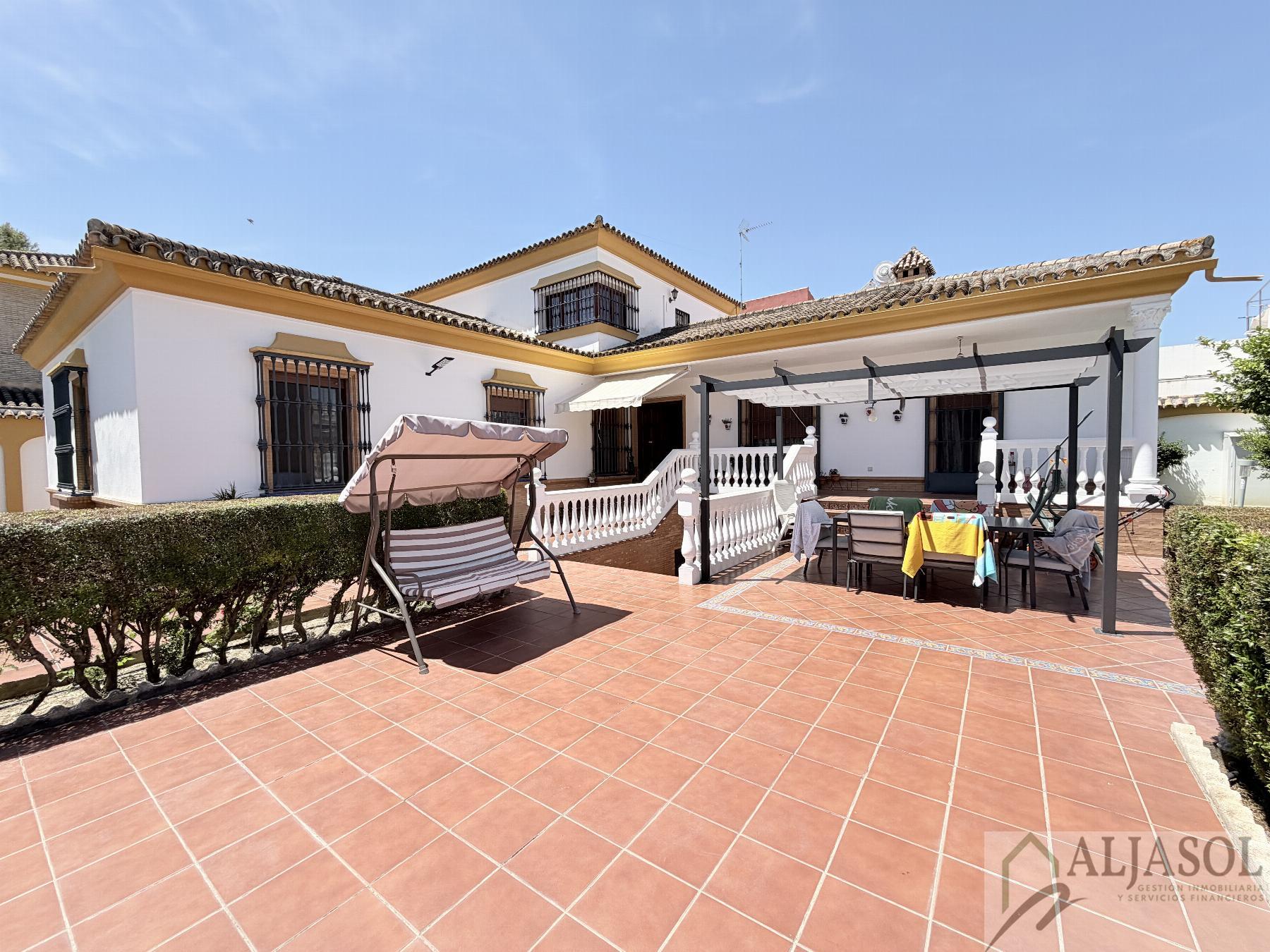 Venta de chalet en Bormujos