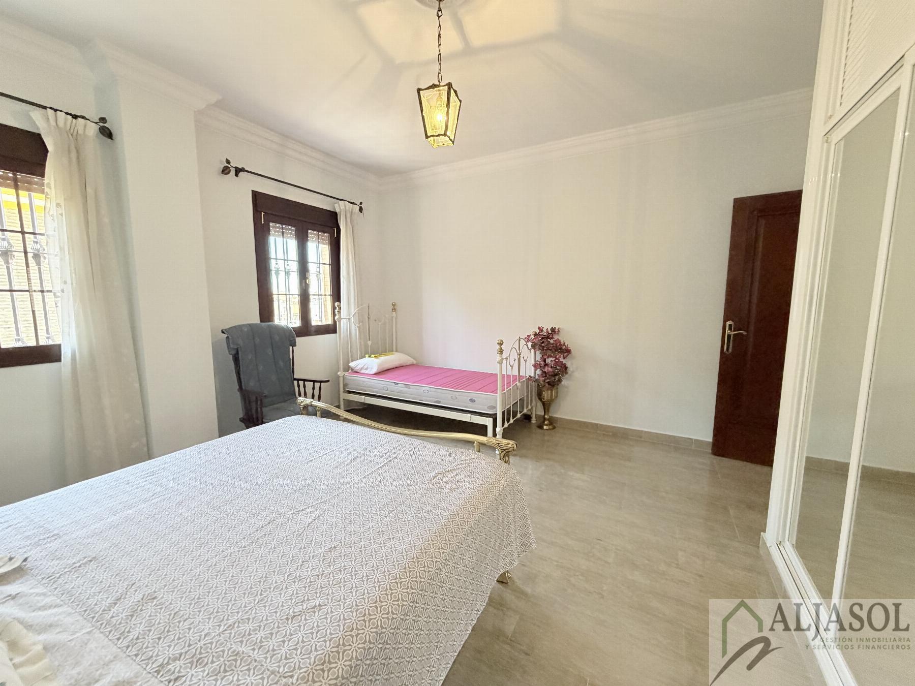 Venta de chalet en Bormujos