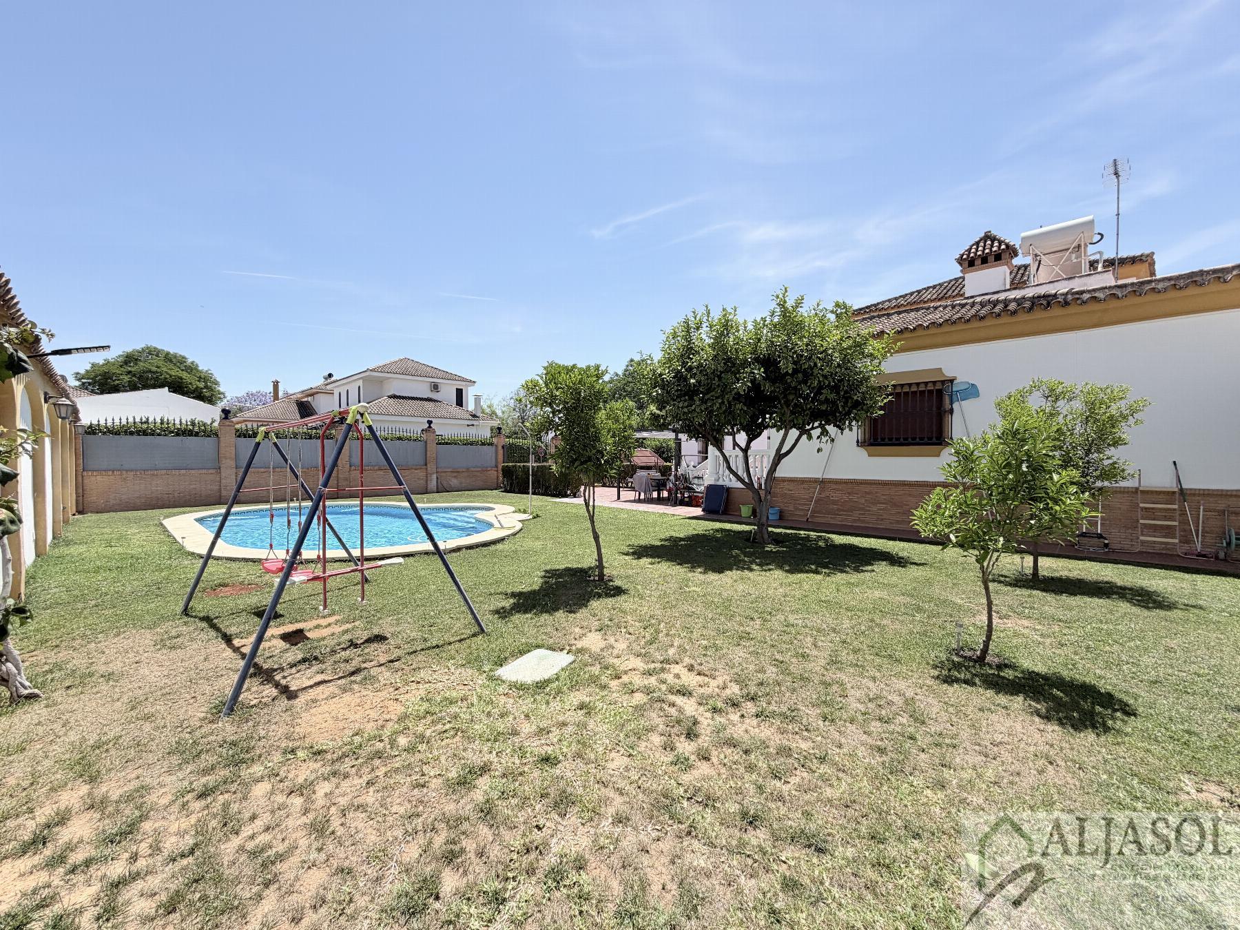 Venta de chalet en Bormujos