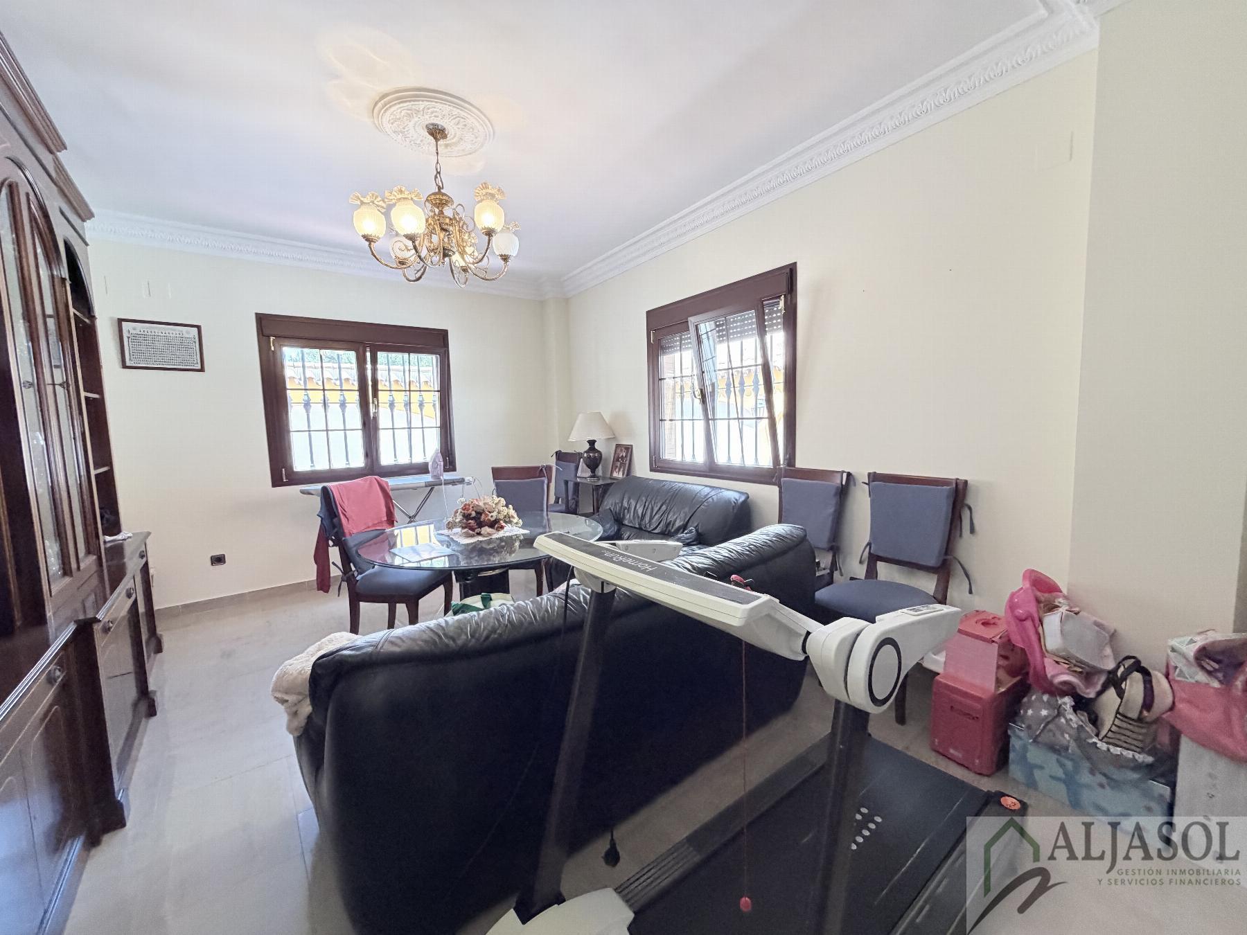 Venta de chalet en Bormujos