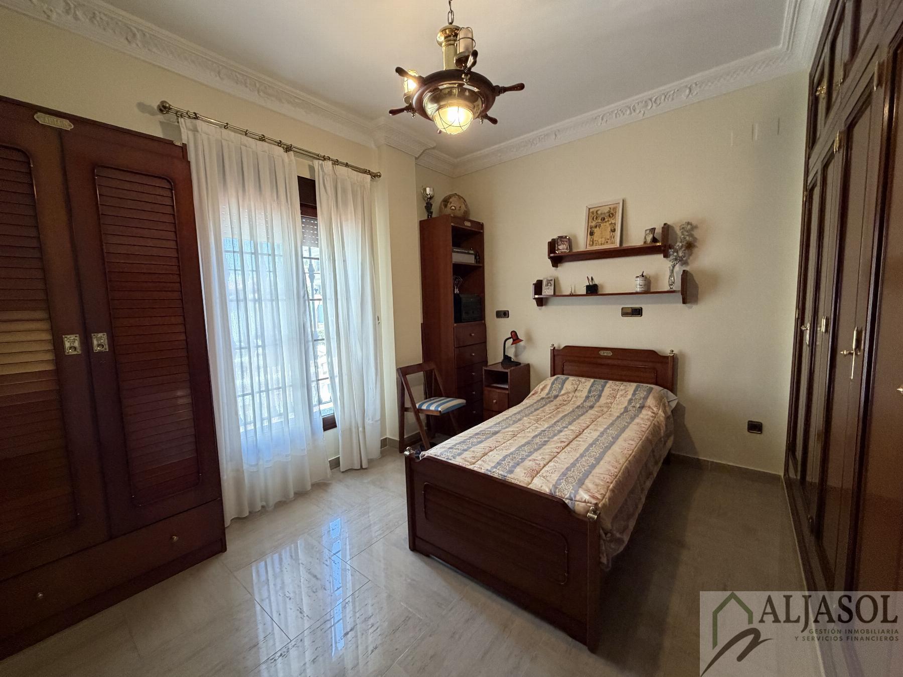 Venta de chalet en Bormujos