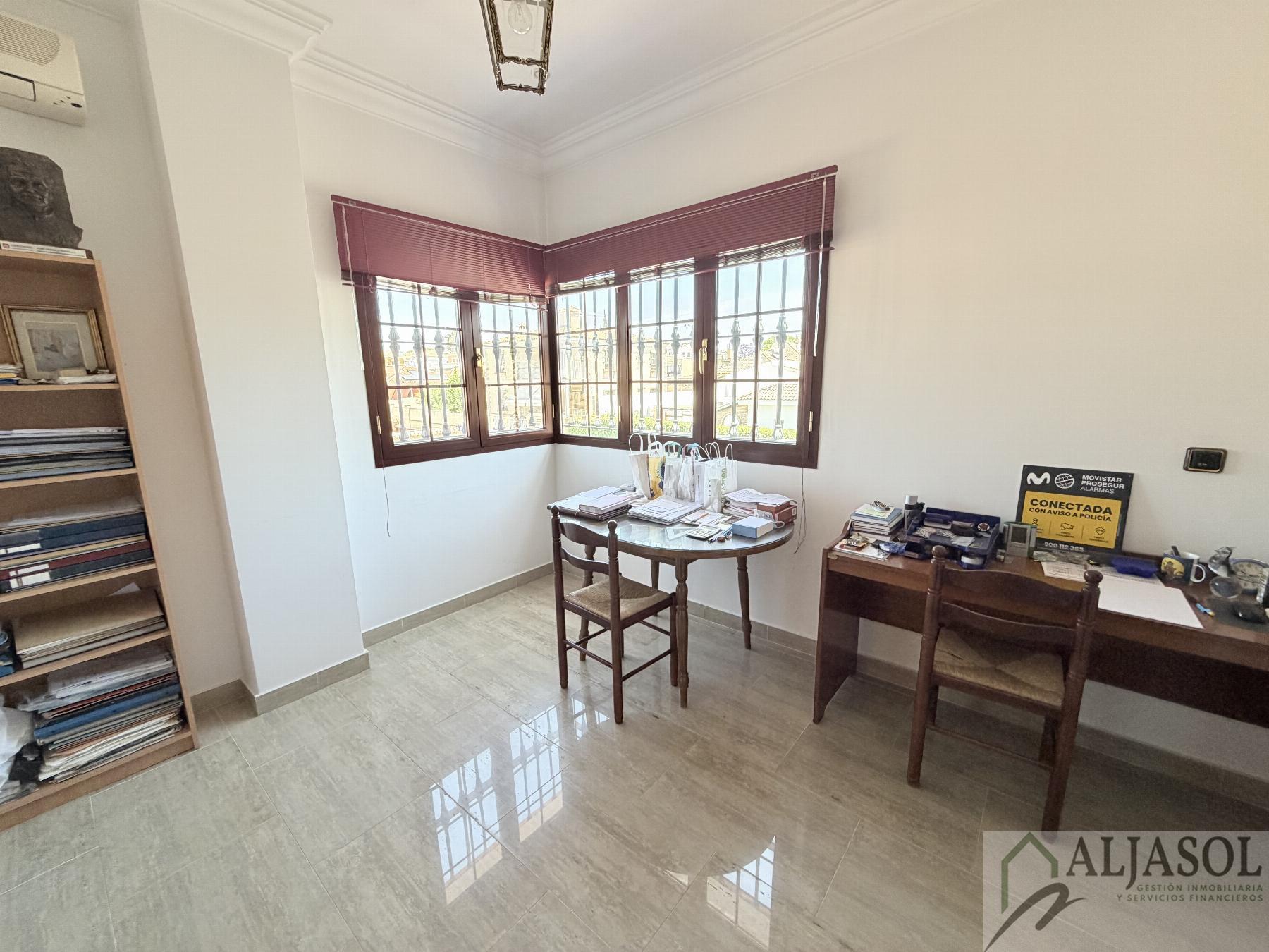 Venta de chalet en Bormujos