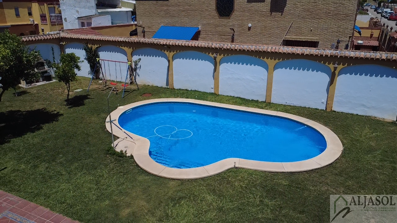 Venta de chalet en Bormujos
