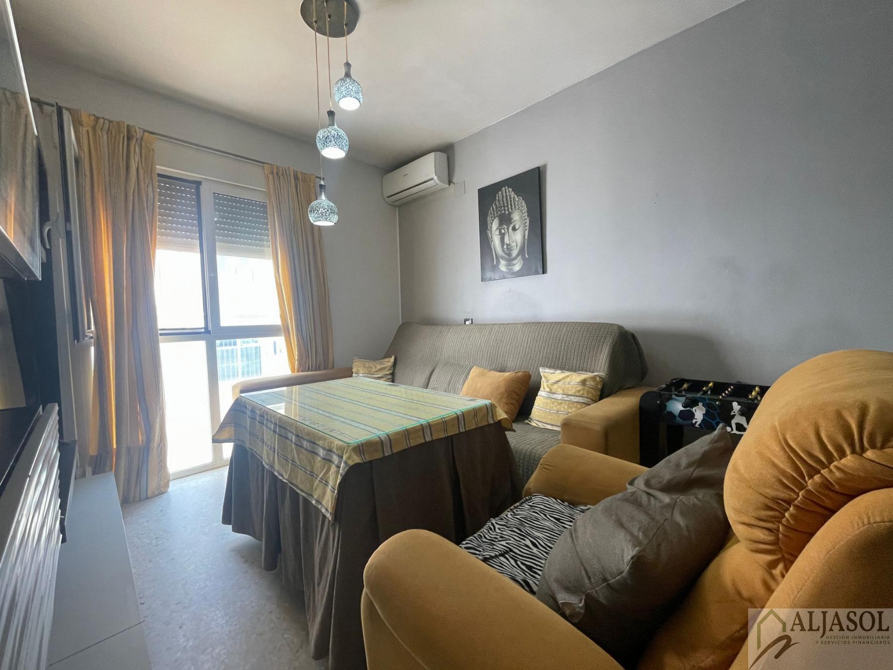 For sale of flat in Bormujos