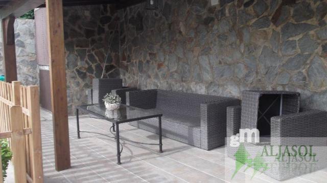 For sale of chalet in Tomares