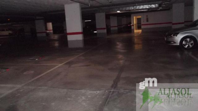 For sale of garage in Bormujos