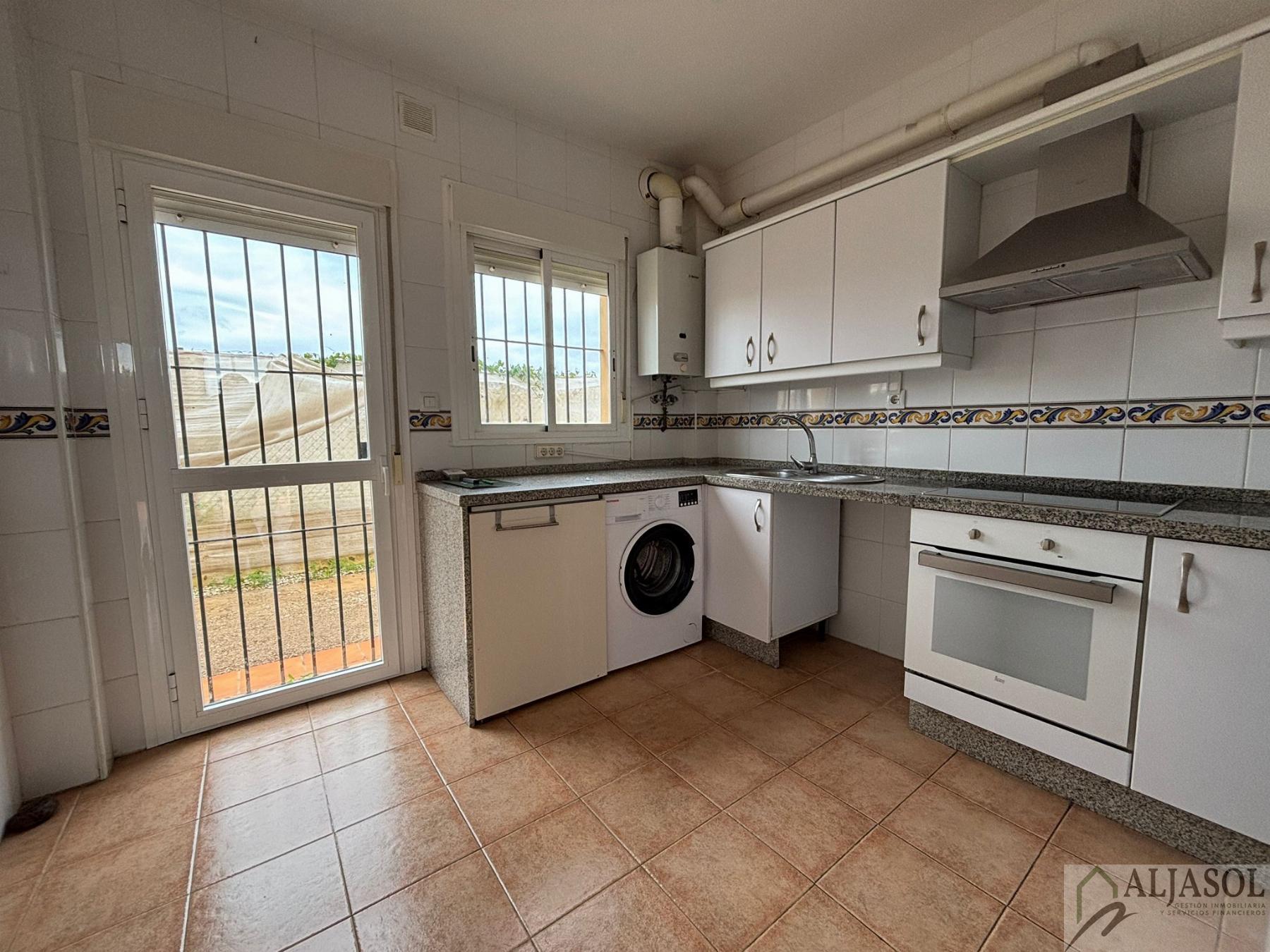 For rent of house in Bollullos de la Mitación