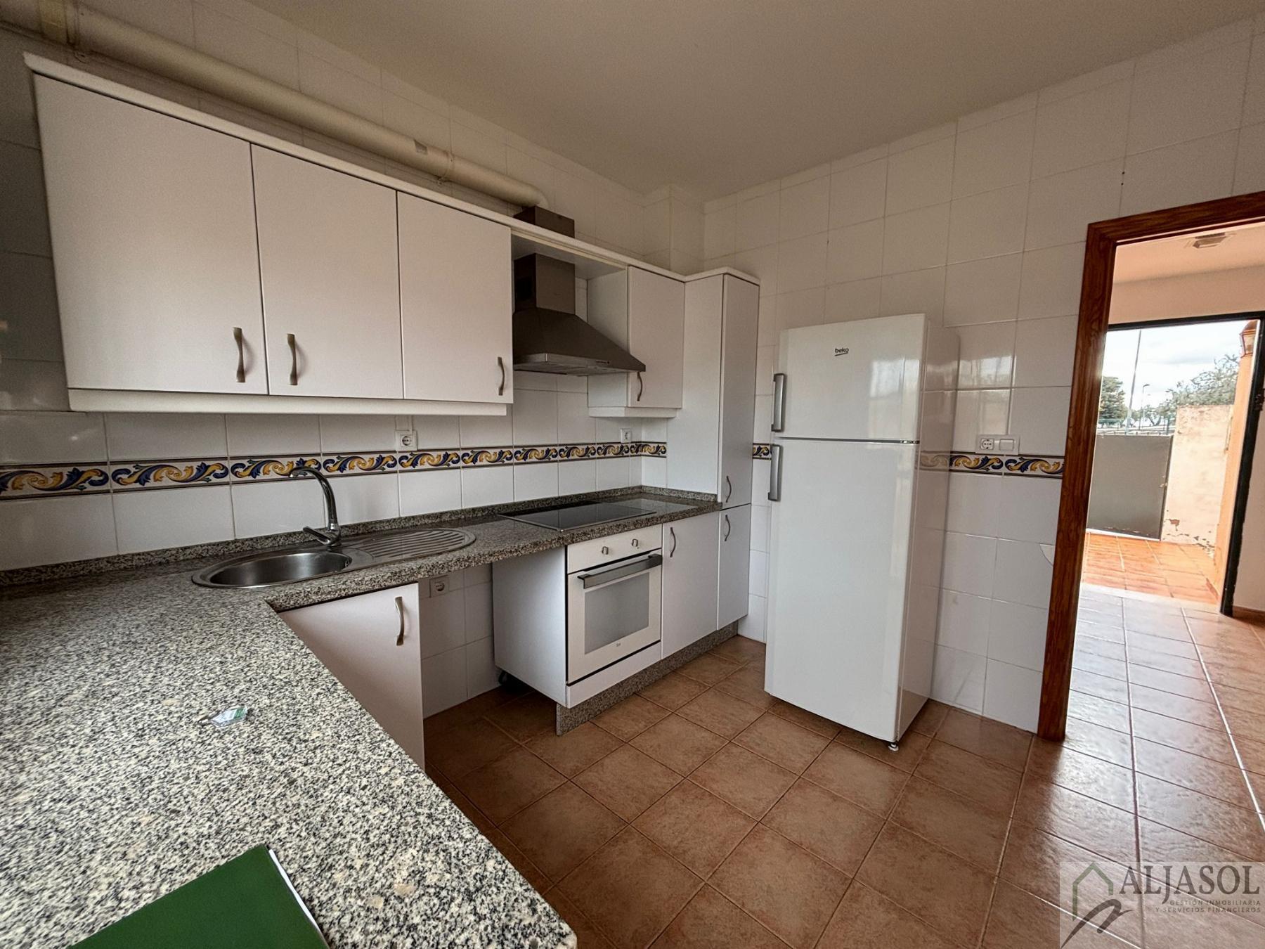 For rent of house in Bollullos de la Mitación