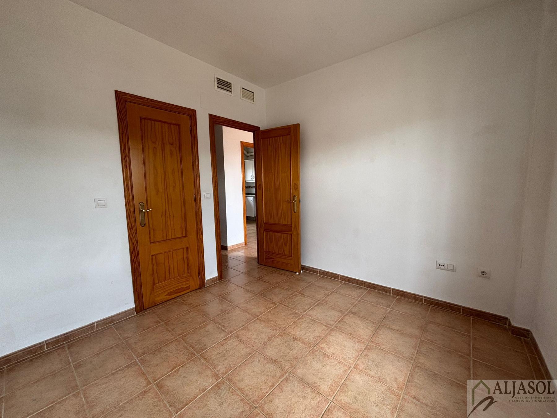 For rent of house in Bollullos de la Mitación