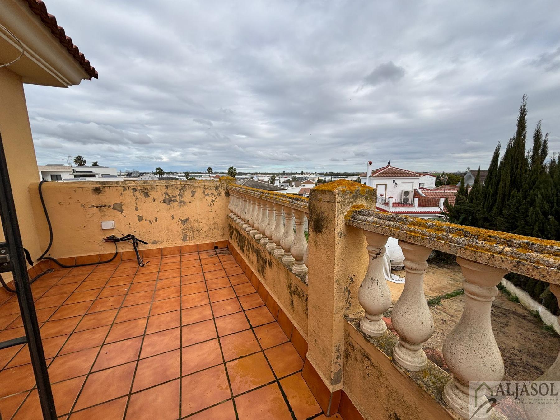 For rent of house in Bollullos de la Mitación