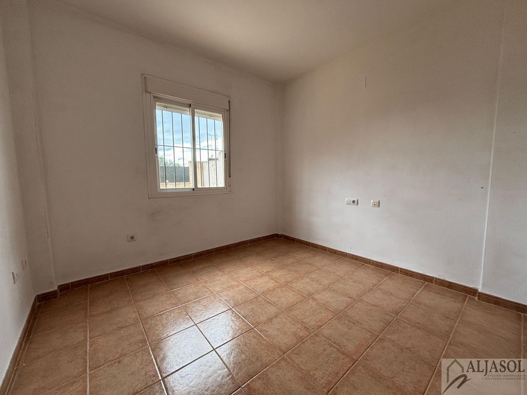 For rent of house in Bollullos de la Mitación