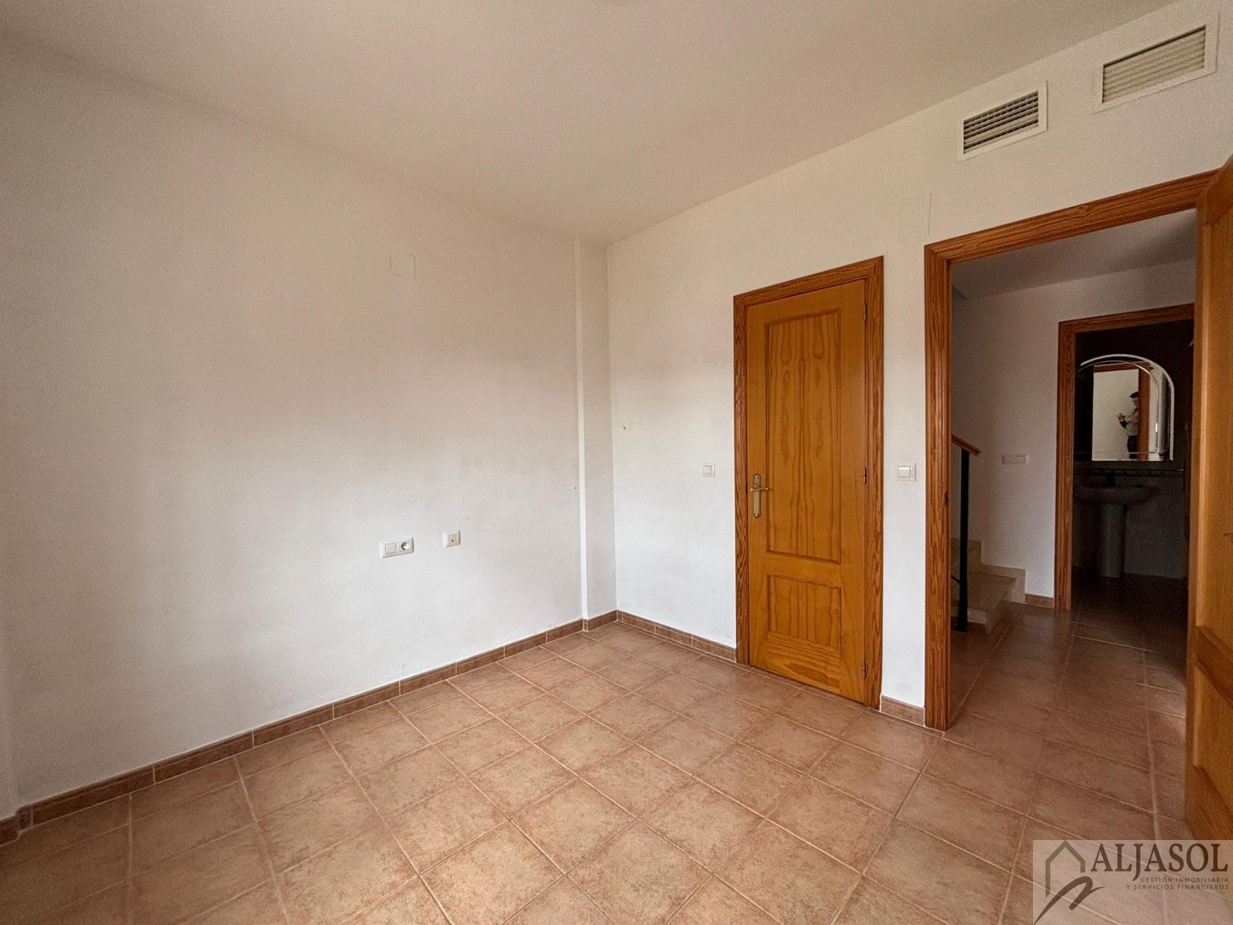 For rent of house in Bollullos de la Mitación