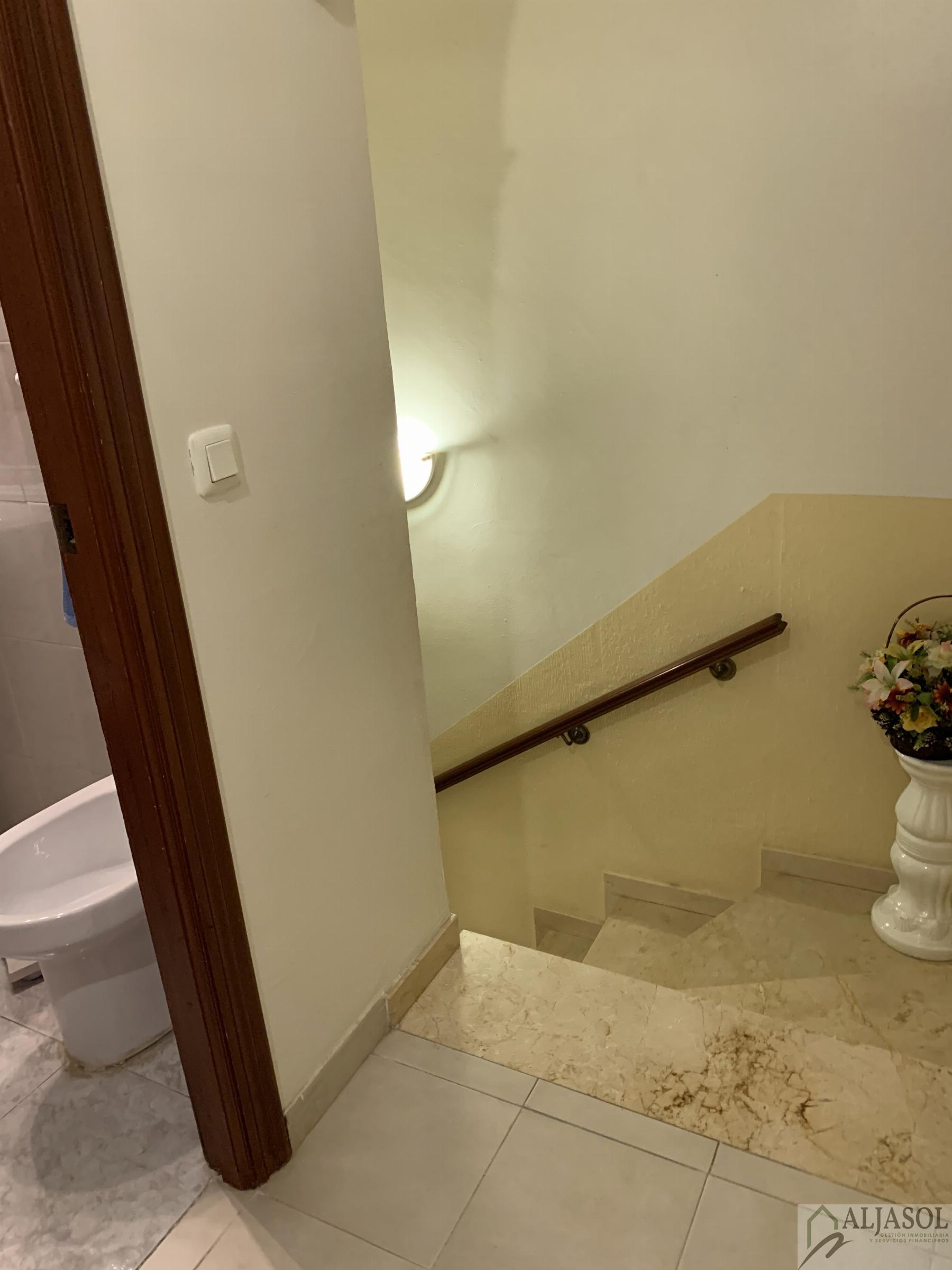For sale of house in Bormujos