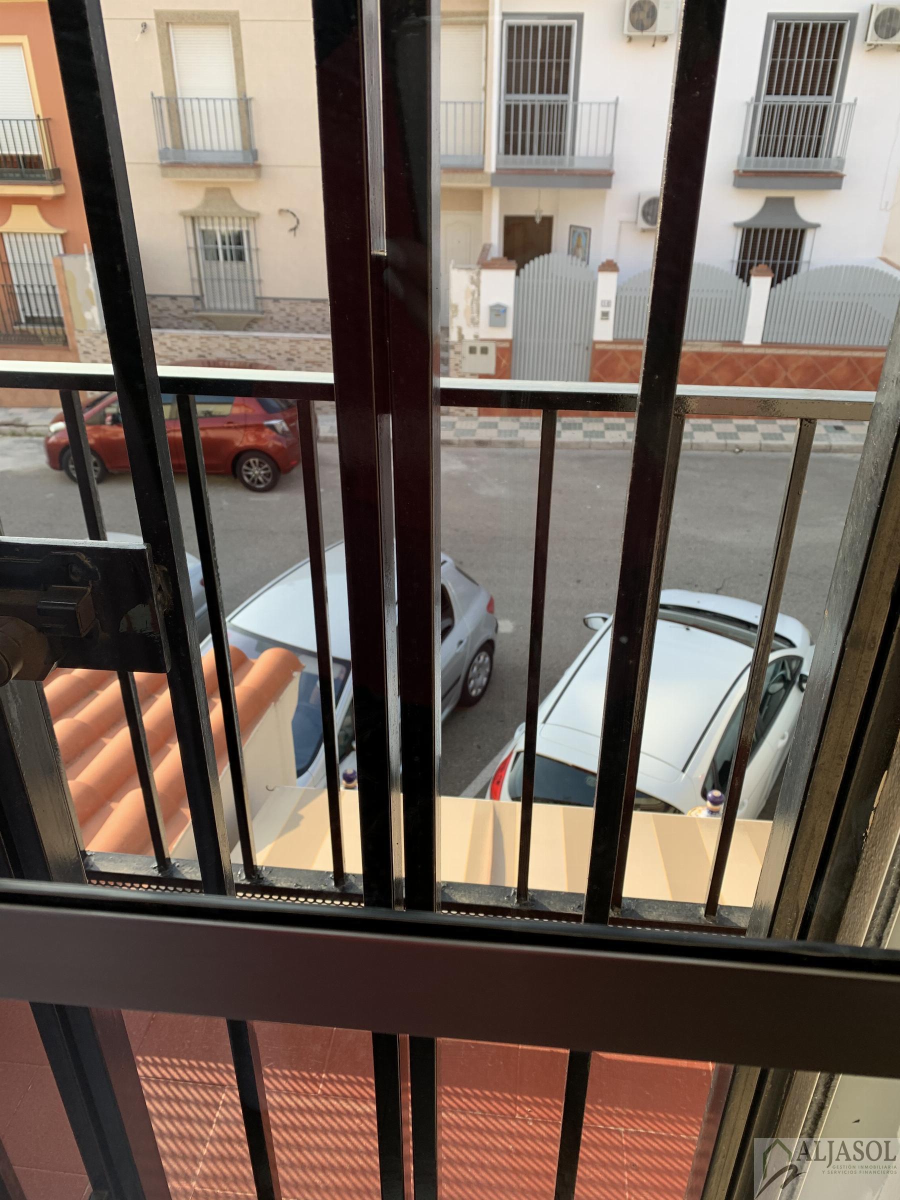For sale of house in Bormujos