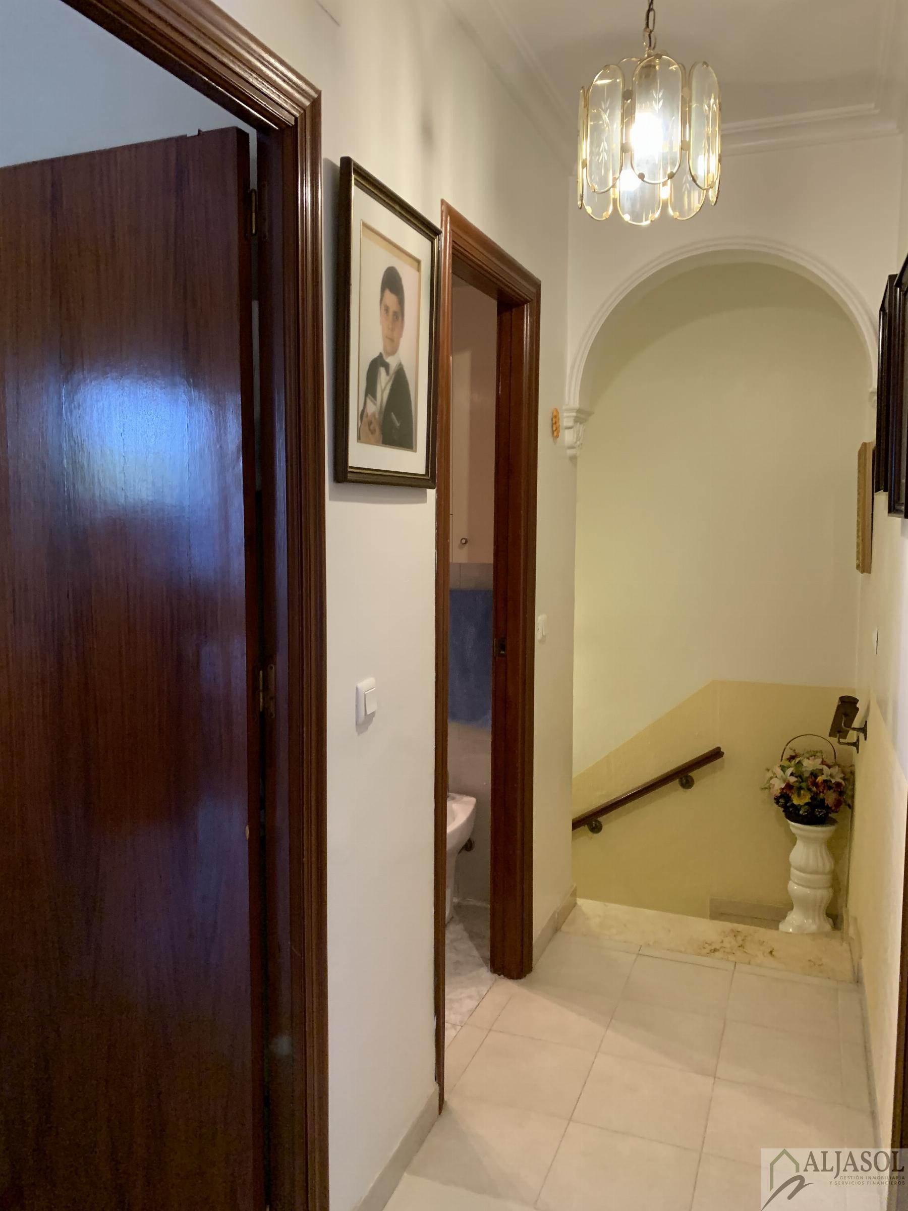 For sale of house in Bormujos