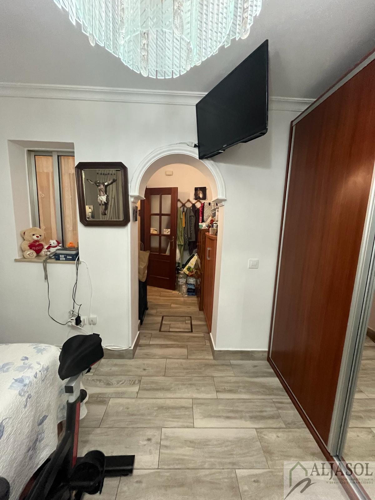 For sale of house in Bormujos