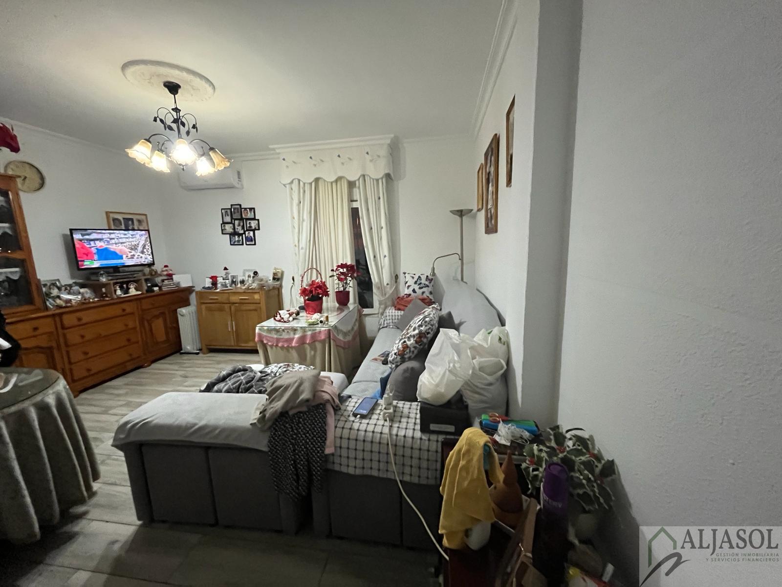 For sale of house in Bormujos