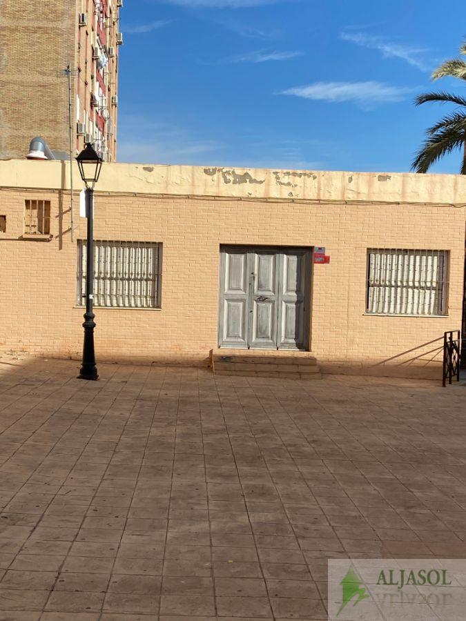 For rent of commercial in Bormujos