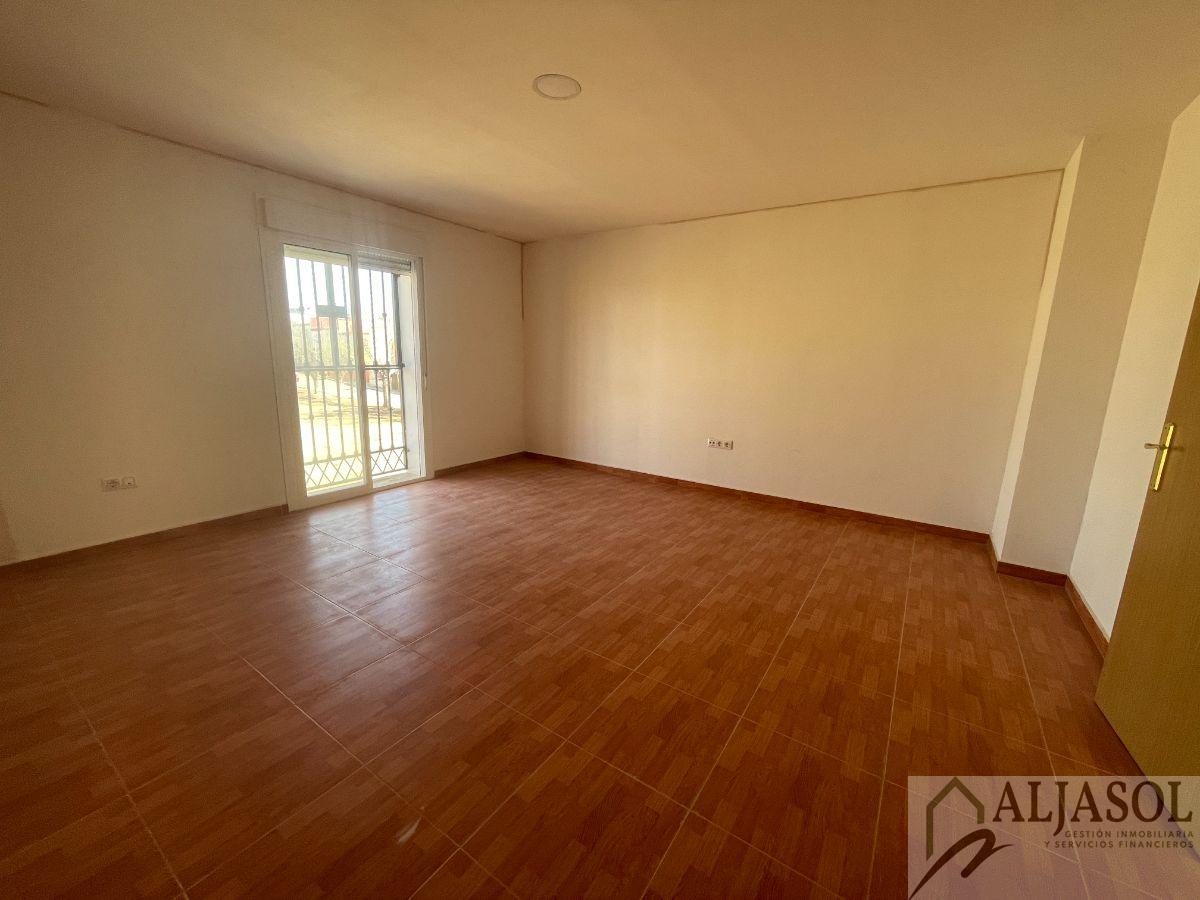 For rent of flat in Aznalcázar