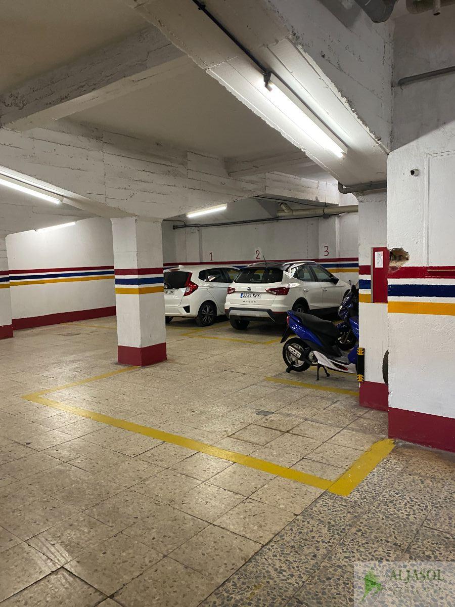 For sale of commercial in Sevilla