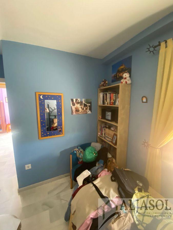 For sale of chalet in Espartinas