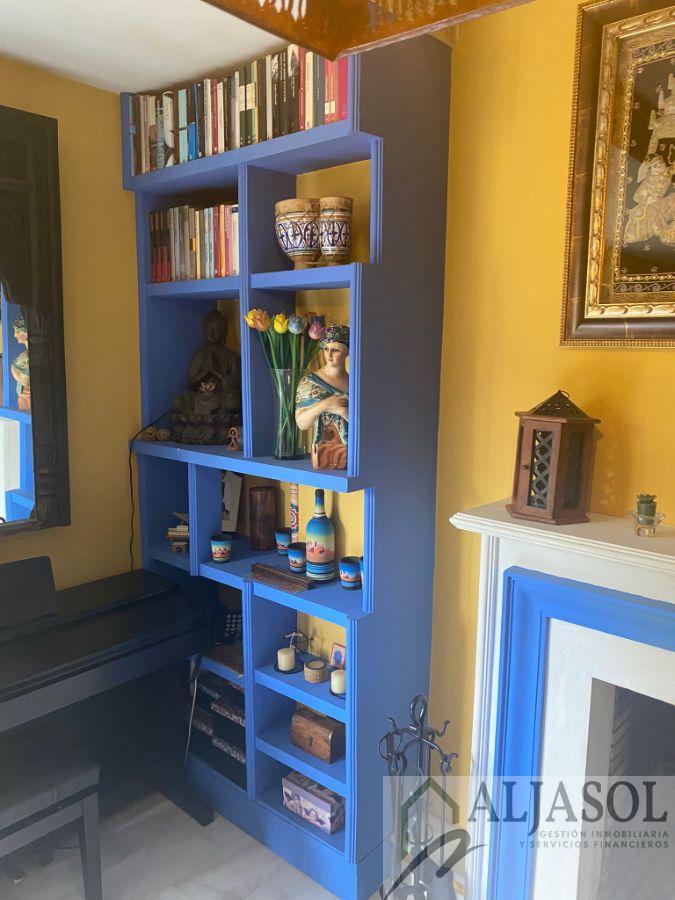 For sale of chalet in Espartinas