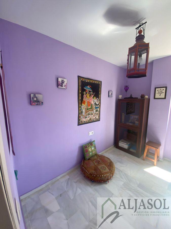 For sale of chalet in Espartinas