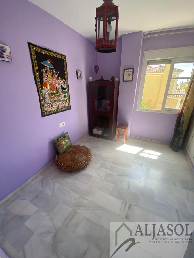 For sale of chalet in Espartinas