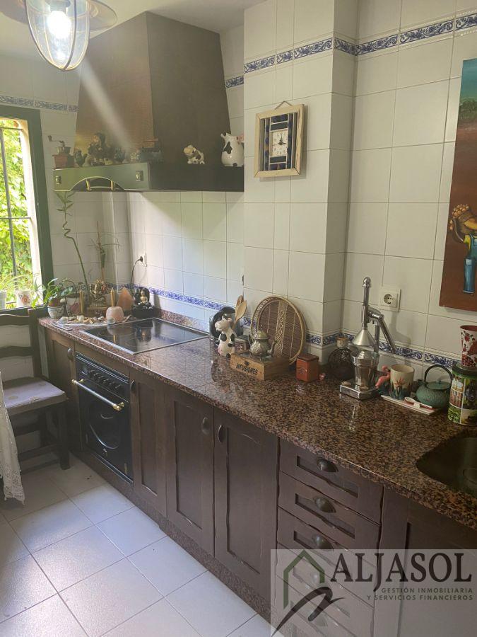 For sale of chalet in Espartinas