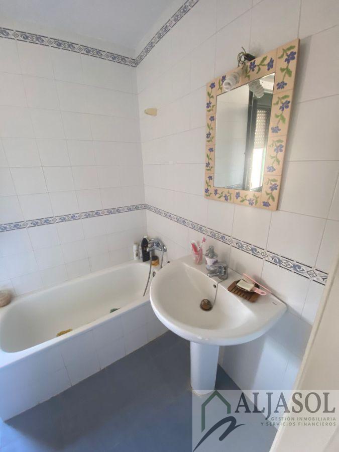 For sale of chalet in Espartinas
