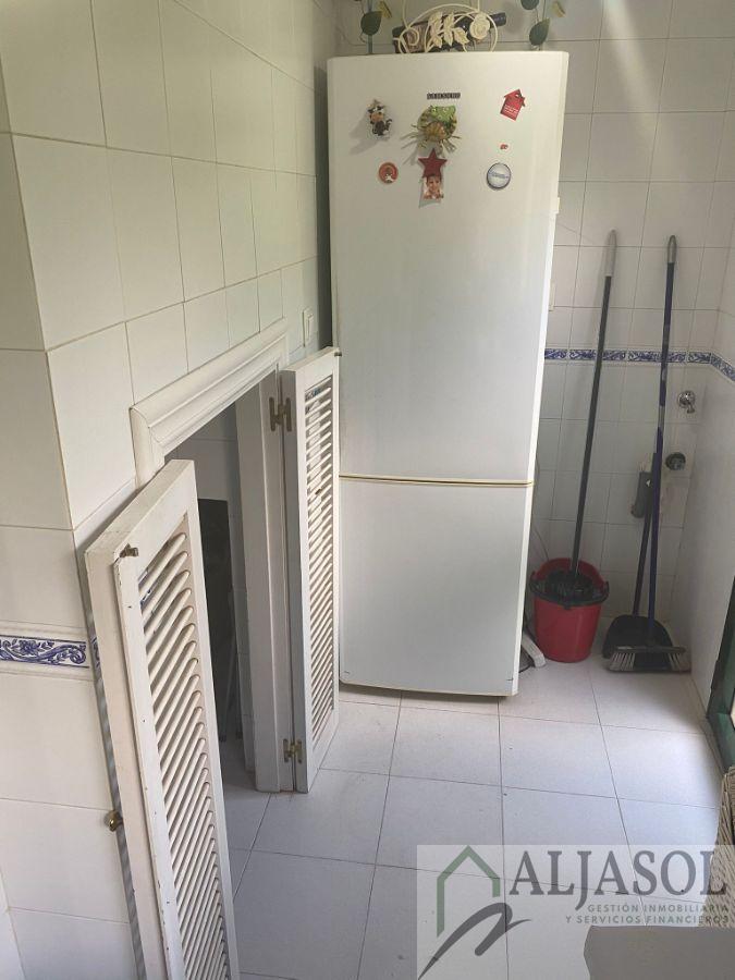 For sale of chalet in Espartinas