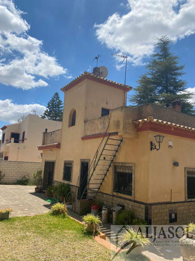 Venta de chalet en Espartinas