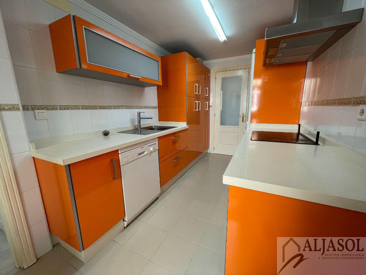 For rent of flat in San Juan de Aznalfarache