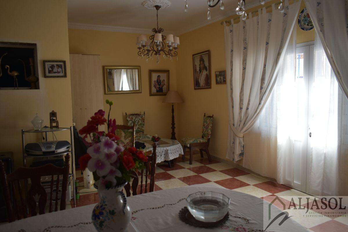 Venta de casa en Benacazón